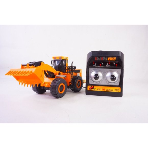 Vintage New Bright Caterpillar 992 Remote Control Front End Loader NO BATT COVER - Picture 1 of 8